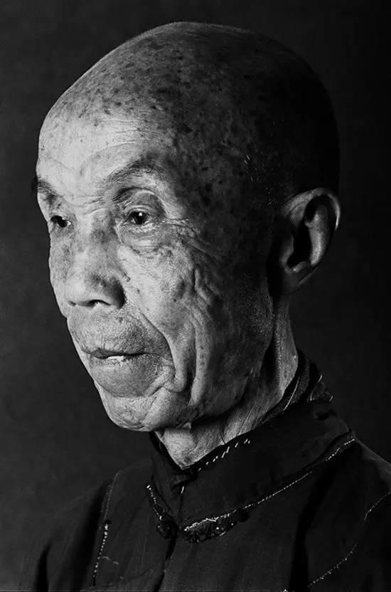 100张大师经典黑白人像 100张大师经典黑白人像