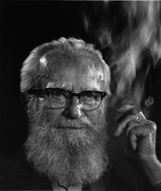 100张大师经典黑白人像 100张大师经典黑白人像