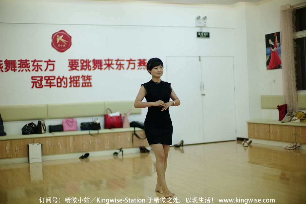 精微小站与中国旗袍协会湖北企业家分会的形体培训第一期正式开始