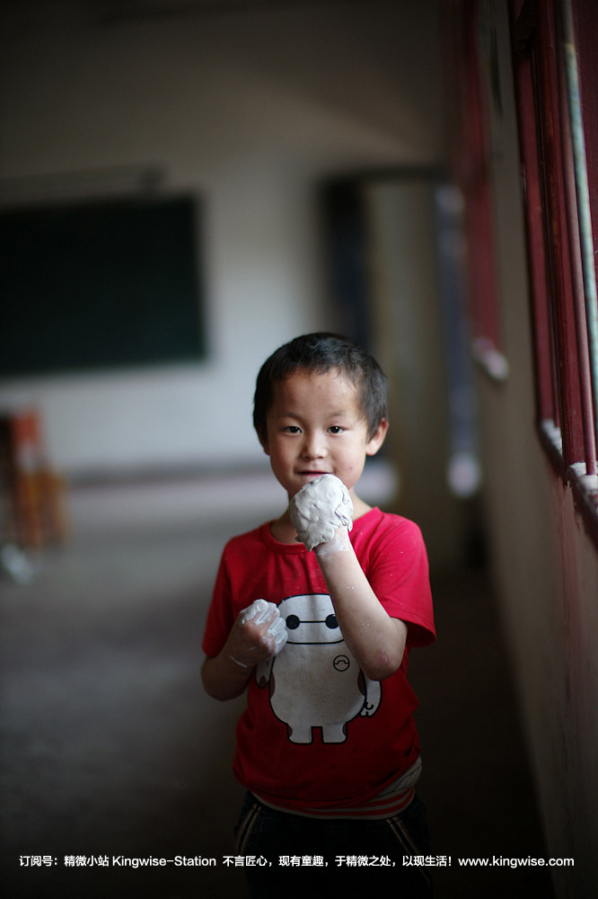 彝族孩子们的“阿杰鲁”,唱给大人们听。