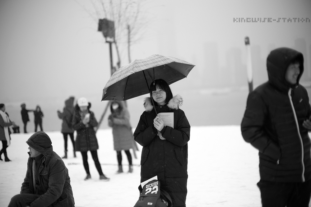 一夜雪，“从”前慢。