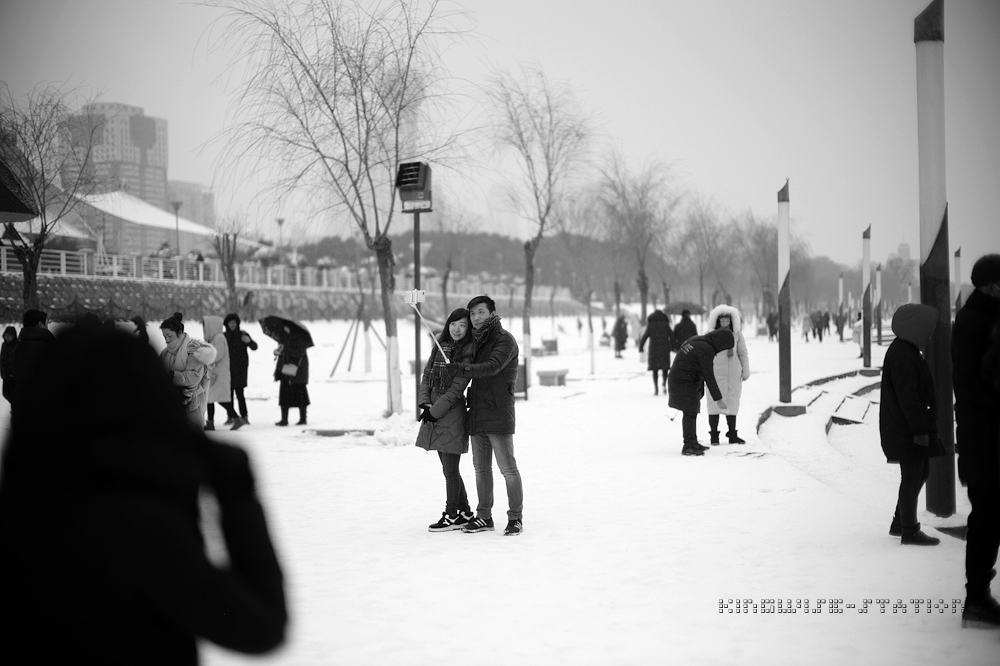 一夜雪，“从”前慢。