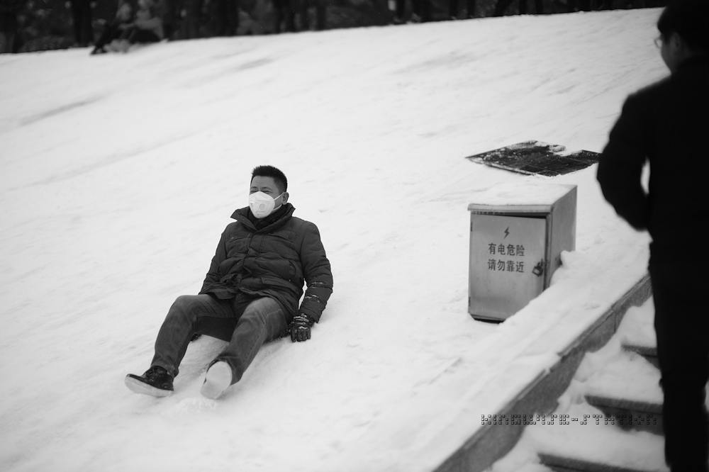 一夜雪，“从”前慢。