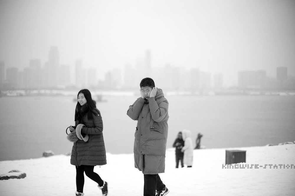一夜雪，“从”前慢。