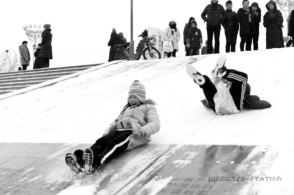 一夜雪，“从”前慢。