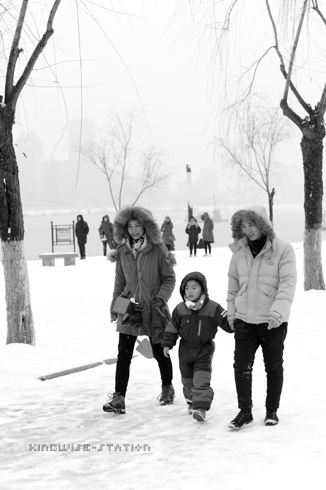 一夜雪，“从”前慢。