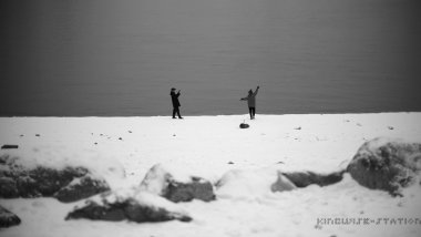 一夜雪，“从”前慢。