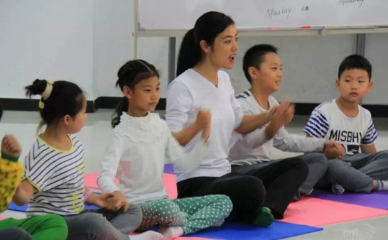 儿童瑜伽的益处及课程特点