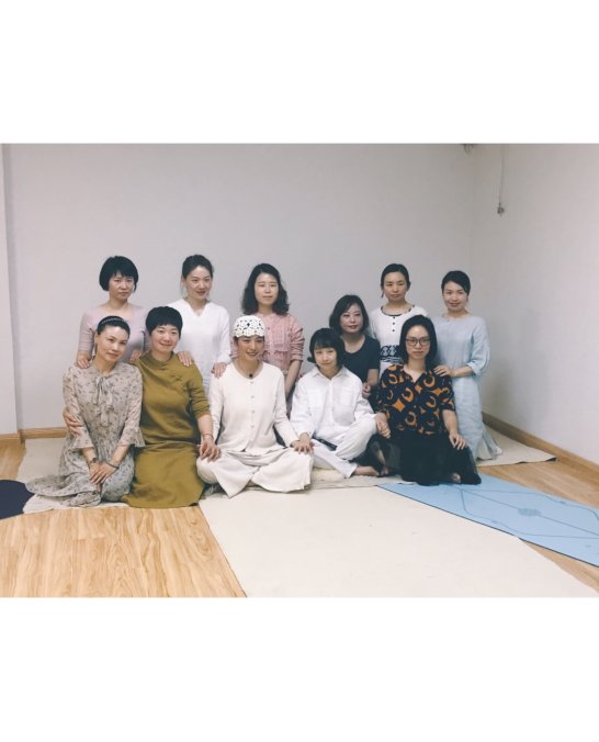 瑜伽喘息结伴公益行